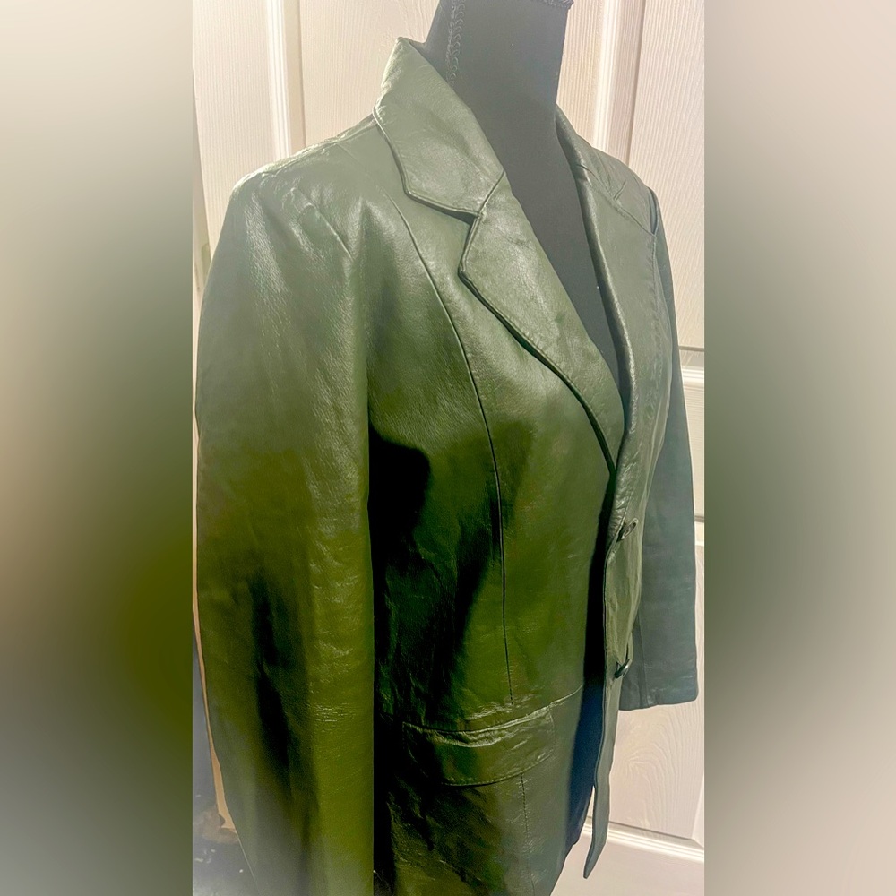 Forest green leather jacket fitted vintage NEVER WORN